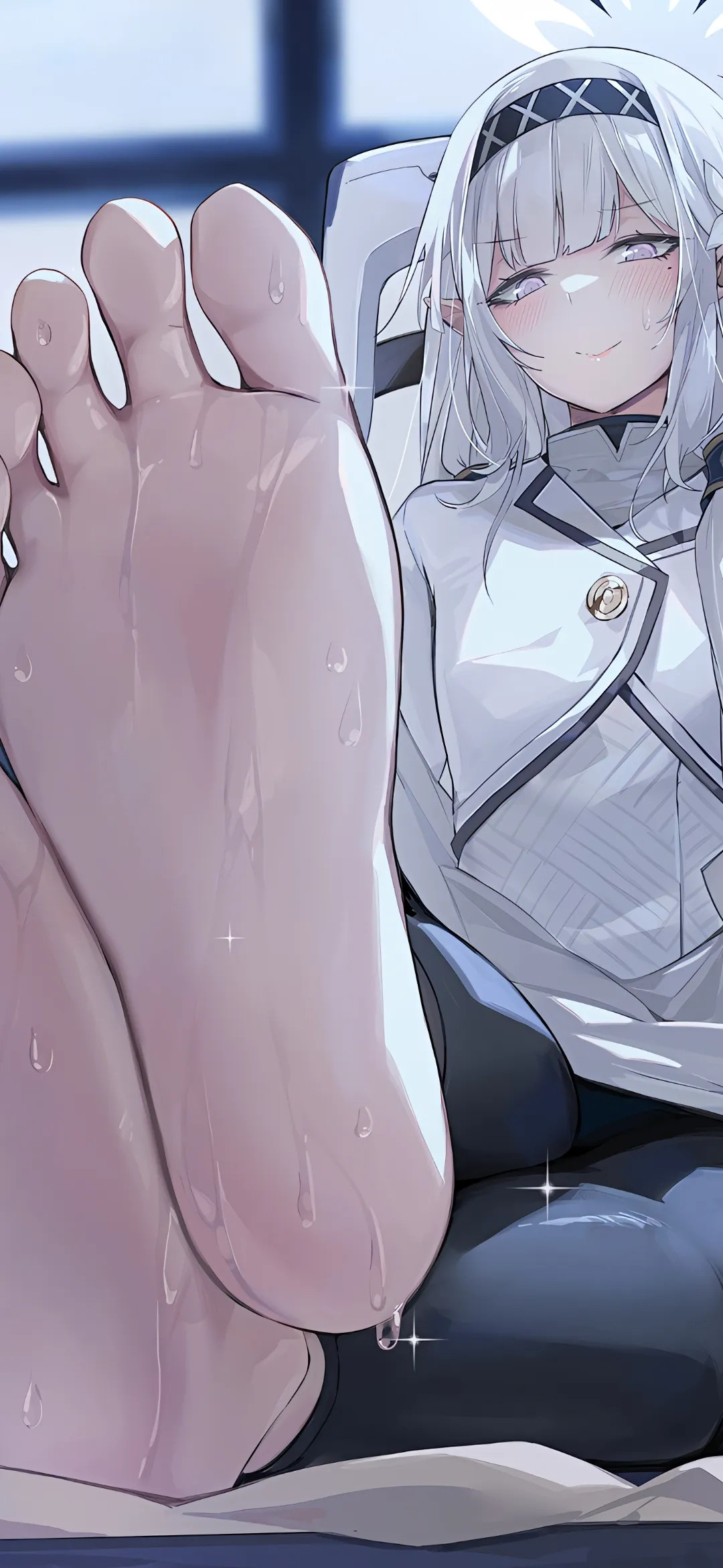 是谁从夜拽下一缕光 将那已沉寂的心扰乱