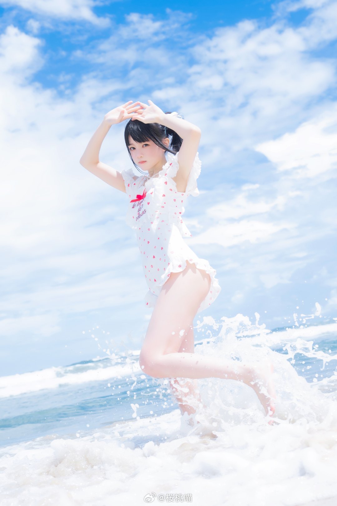 都怪夏天太热 想你的话 还没说出口就融化了