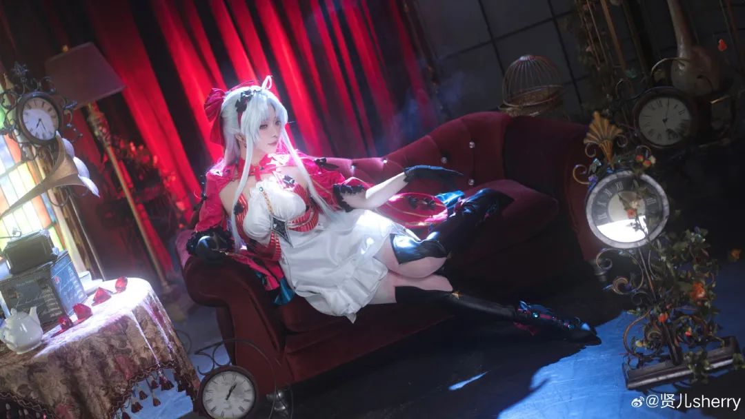 COSPLAY | 人终向前走 花自向阳开
