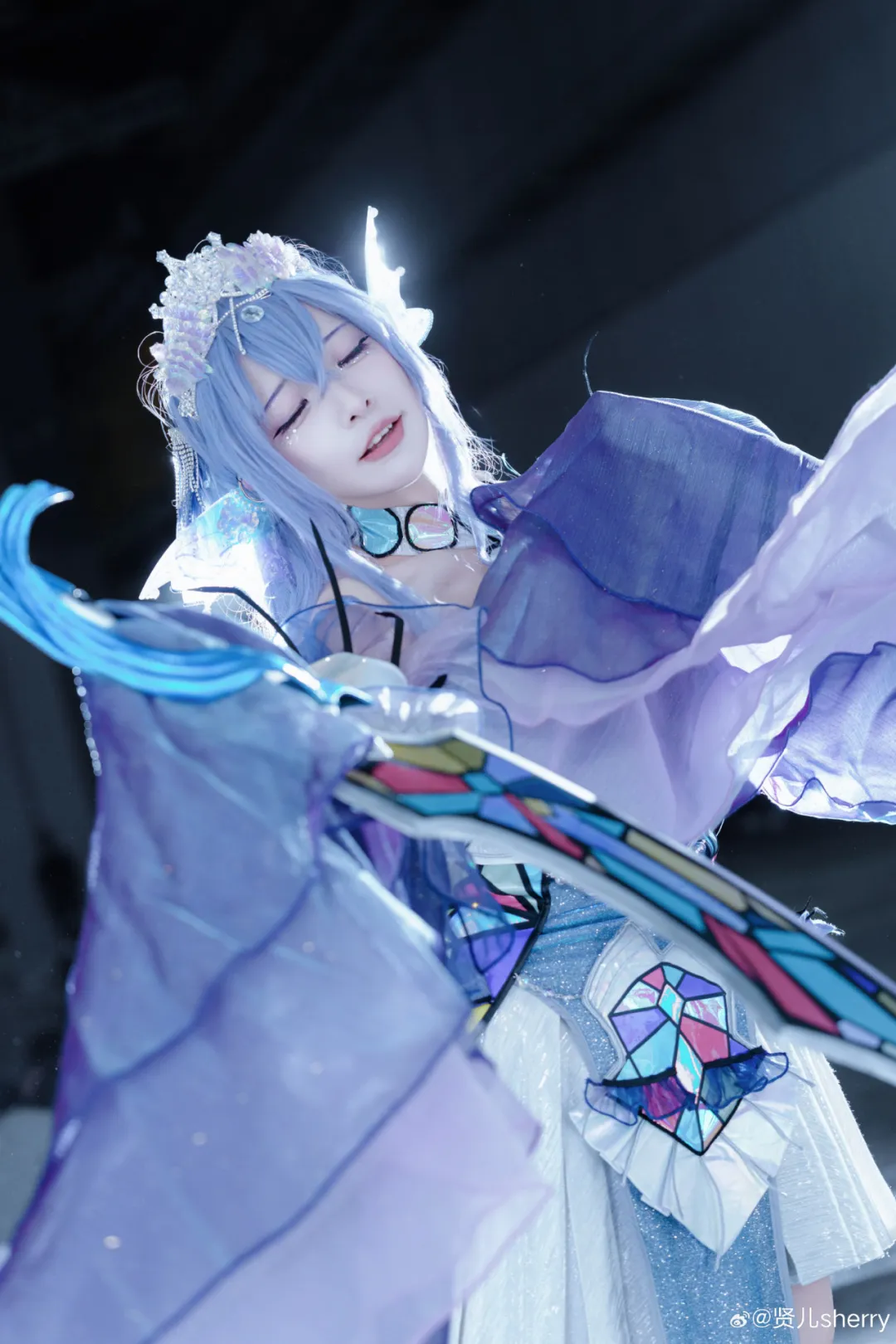 晚霞与玫瑰共绘浪漫，藏在心里的爱意泛滥