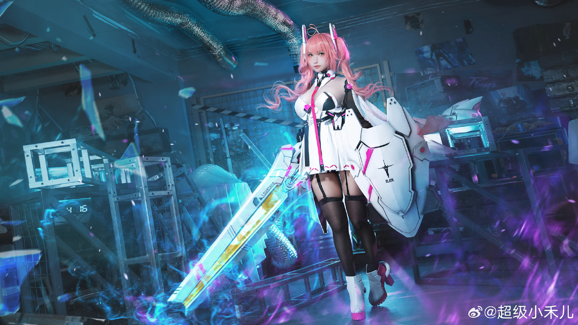 活在自己的热爱里而不是别人的眼光里