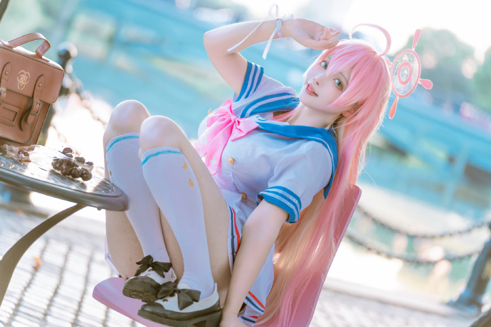 若你觉得灿烂，山无遮，海无拦