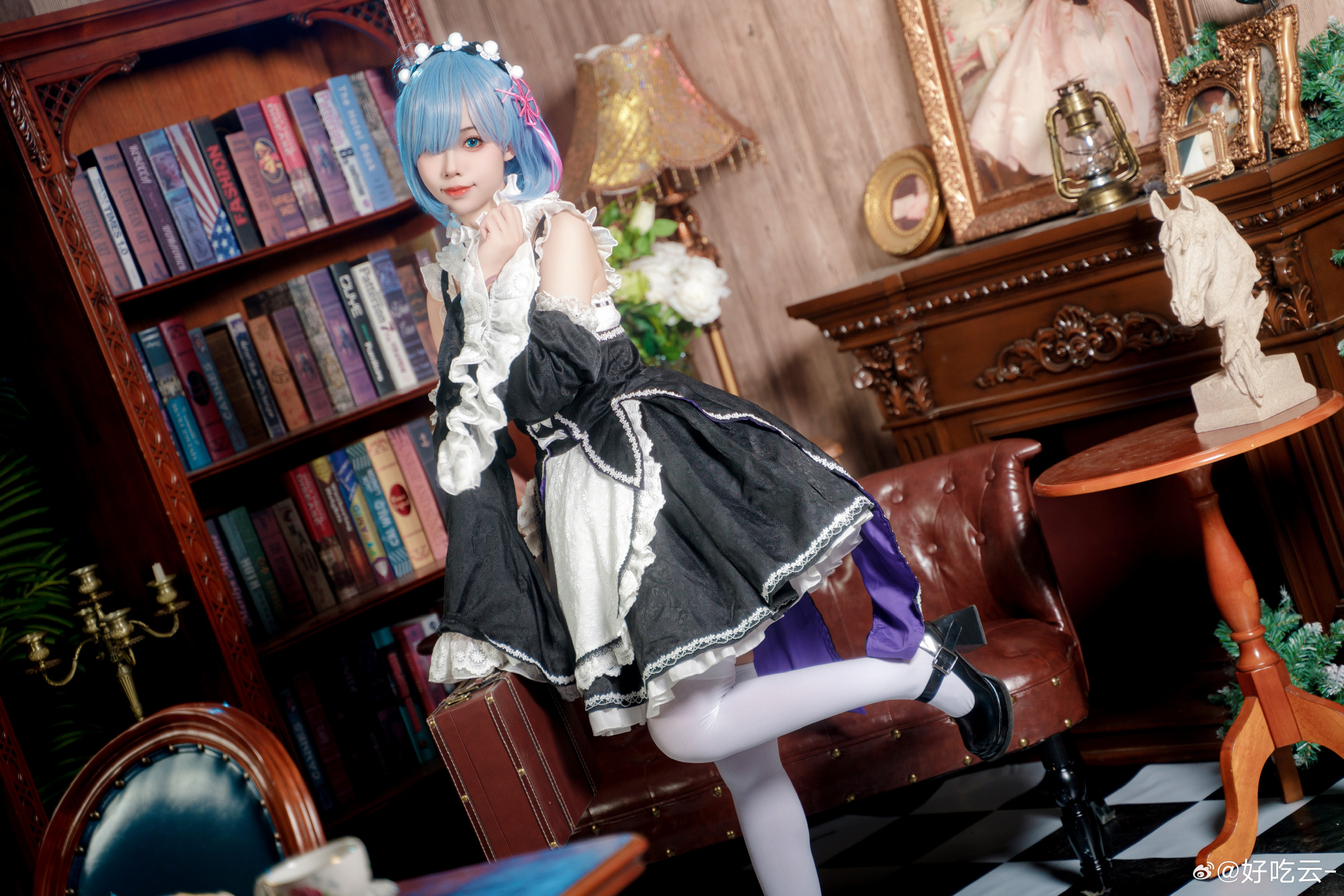 万物皆有裂痕，这就是光照进来的地方