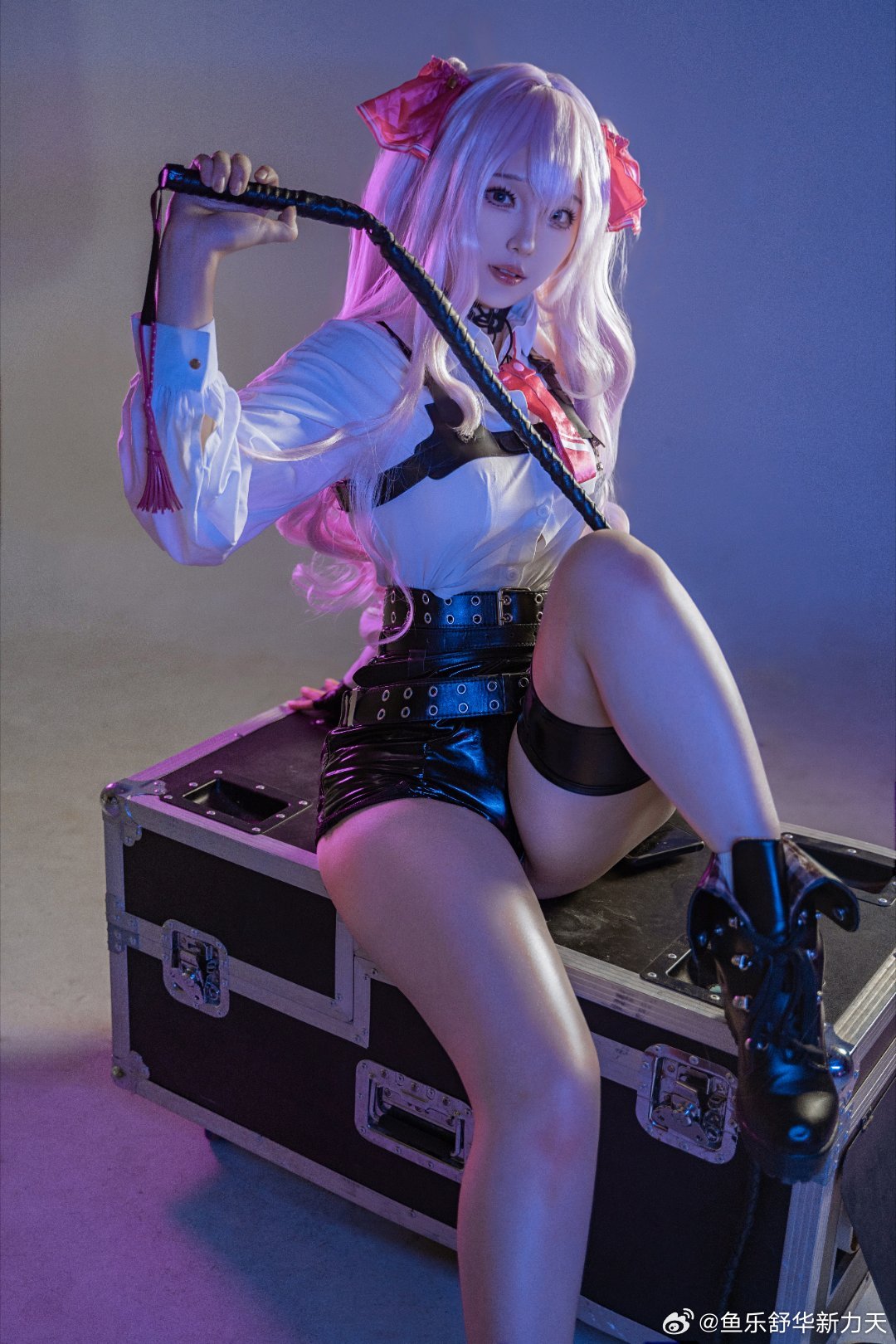 渴望被尤妮 “欺负” 吗？尤妮在这方面可是极为擅长的喔！