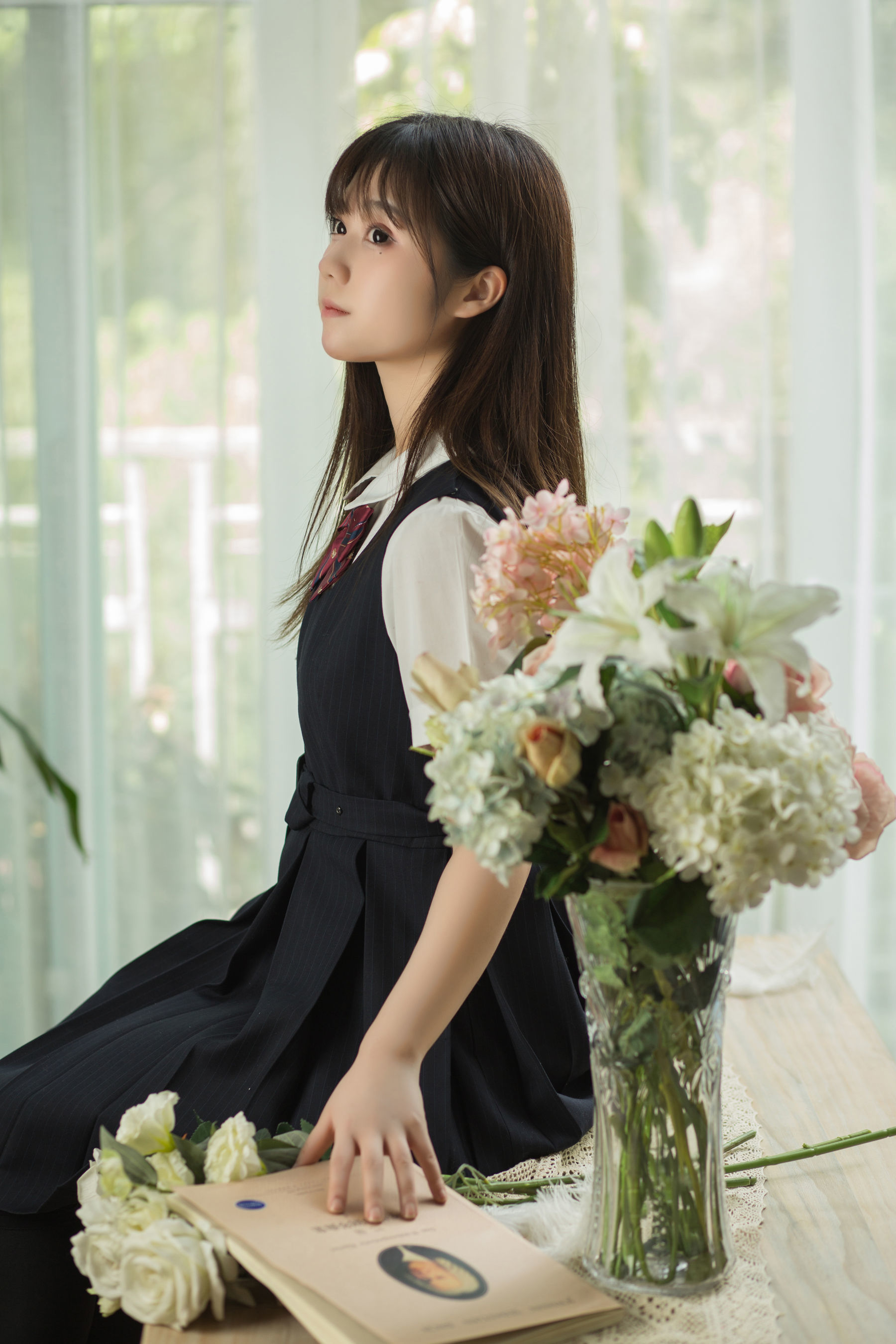 5c963-9.jpg 有这文静学妹,那你还想着逃课吗