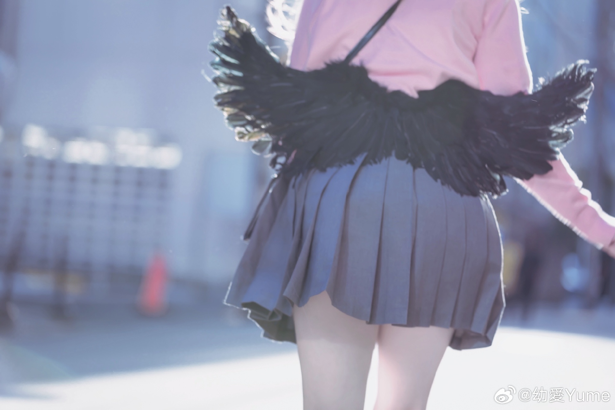 以学生的身份交往是不可以的！