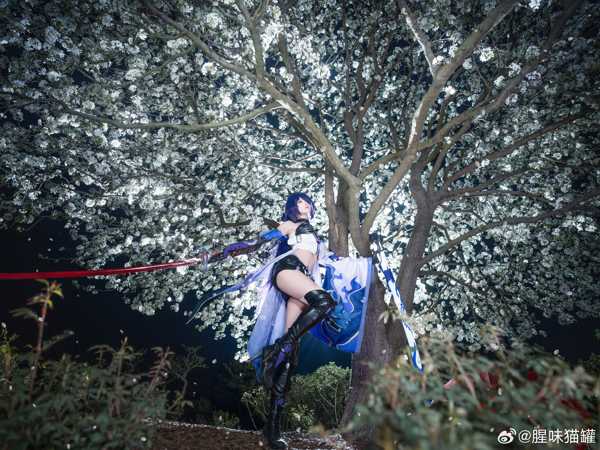 与其费尽周折绕过去，不如勇敢的地攀越