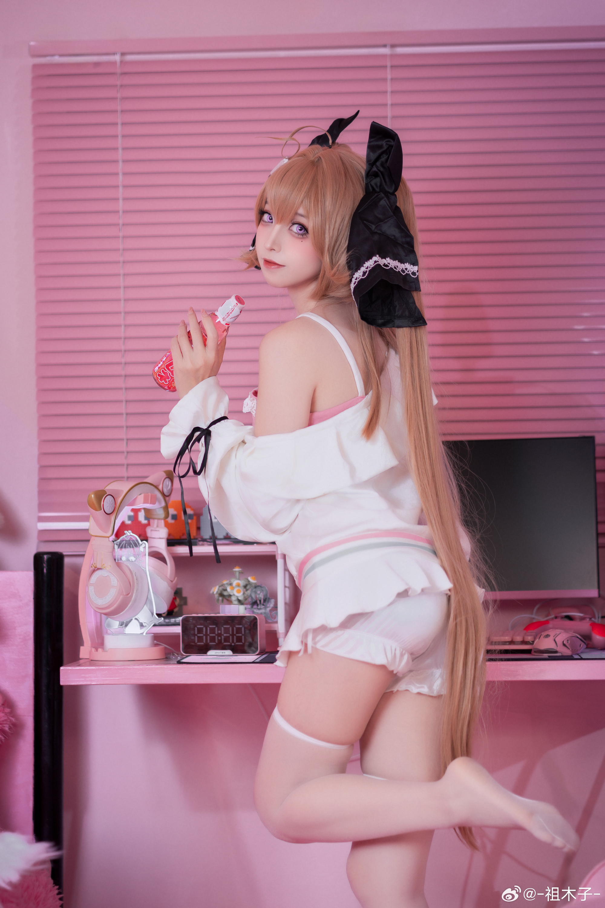 COSPLAY | 欢迎来到阿蒂利奥的小屋！