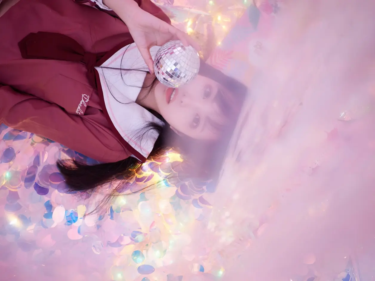 在时光的长河中，总有一些情感如静水深流