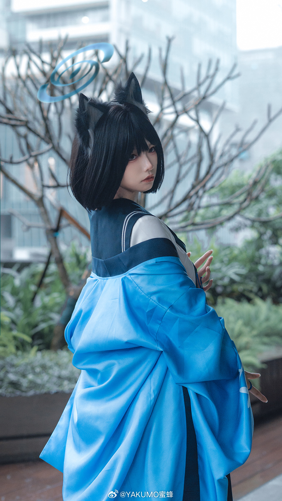 虽然看起来十分冷酷，但实际上是很温柔的一位学生