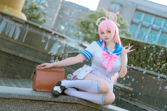 若你觉得灿烂，山无遮，海无拦