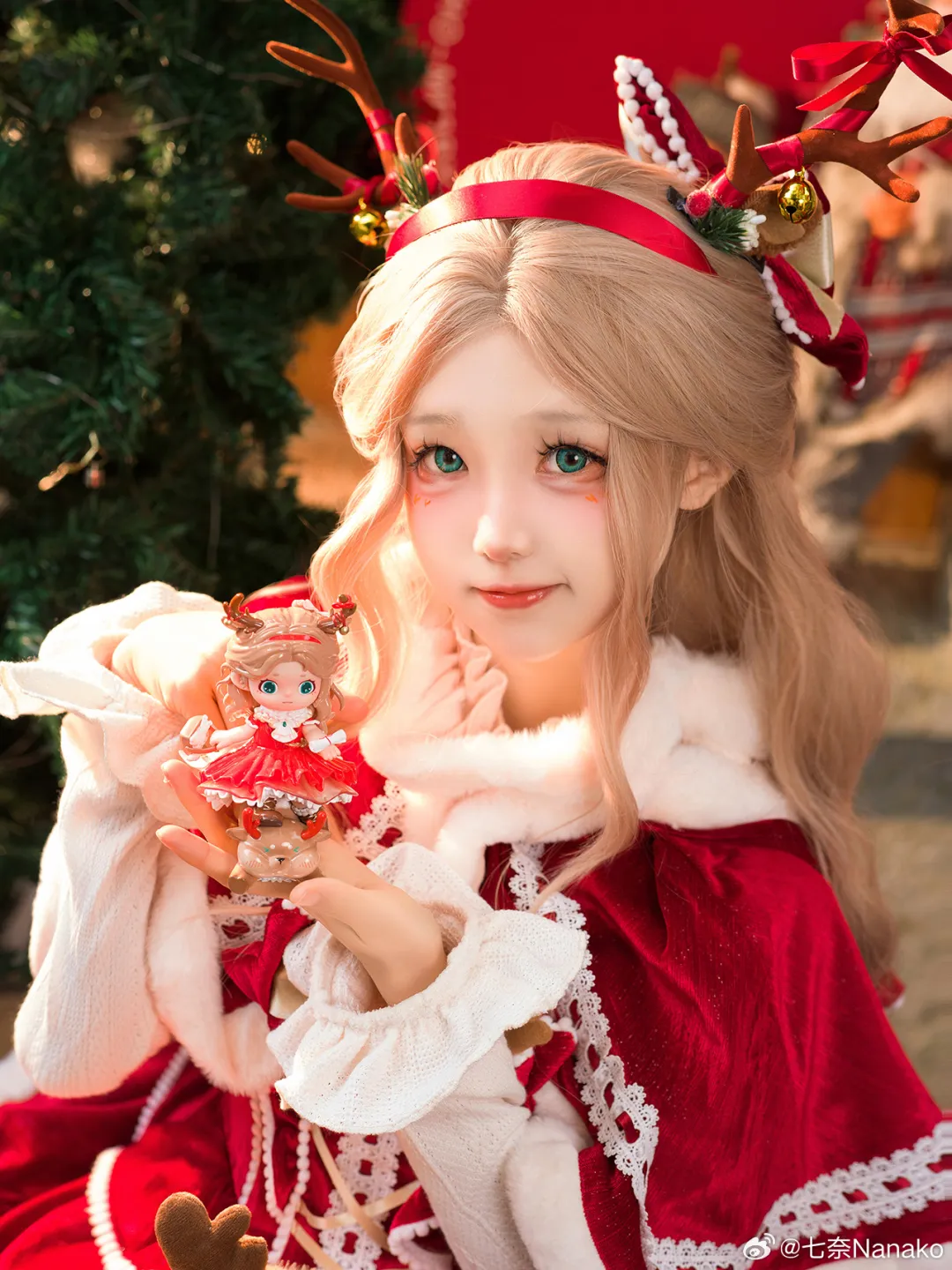 COSPLAY | 在市井中放风，和小情绪握手