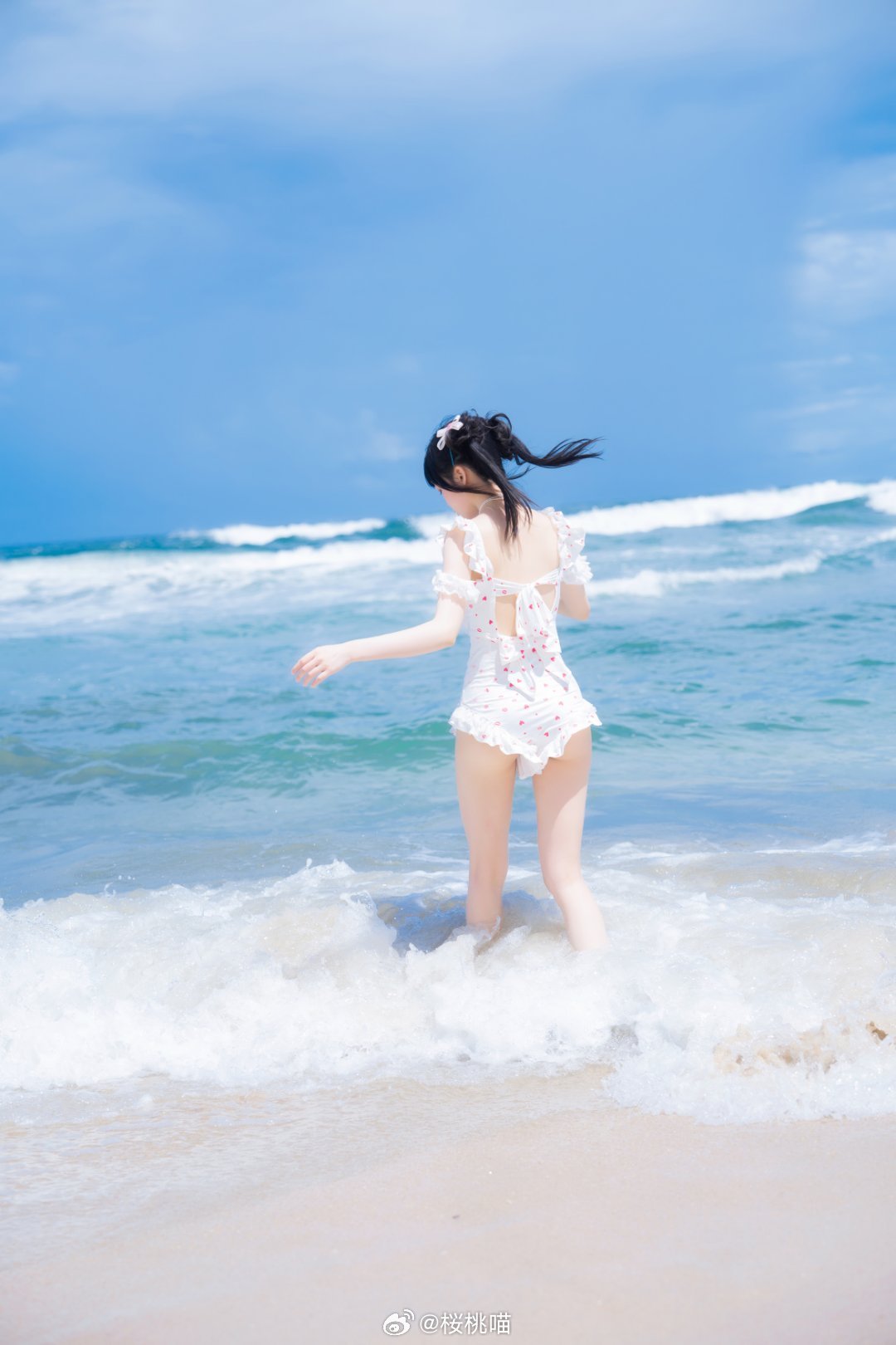 都怪夏天太热 想你的话 还没说出口就融化了