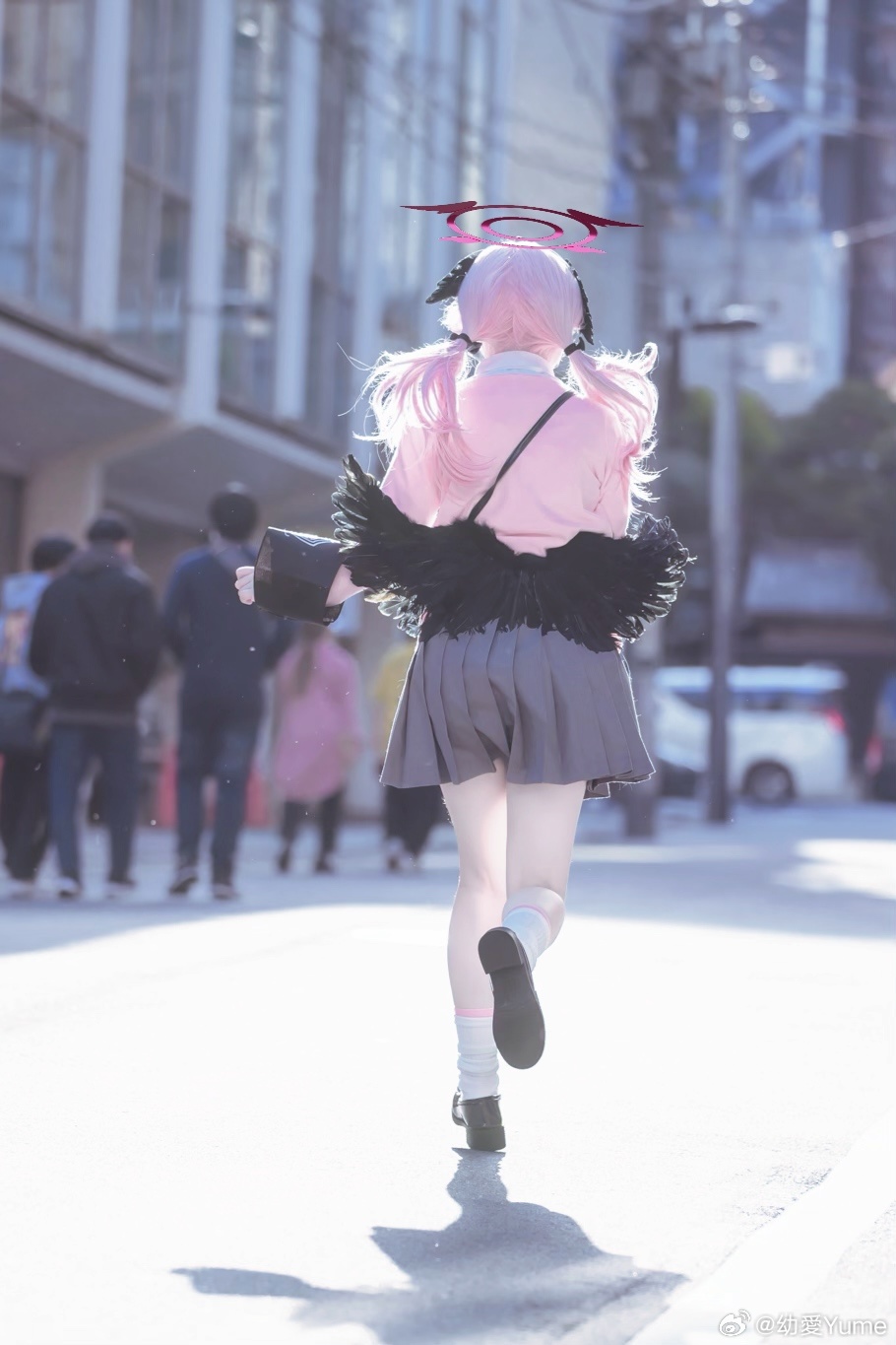 以学生的身份交往是不可以的！