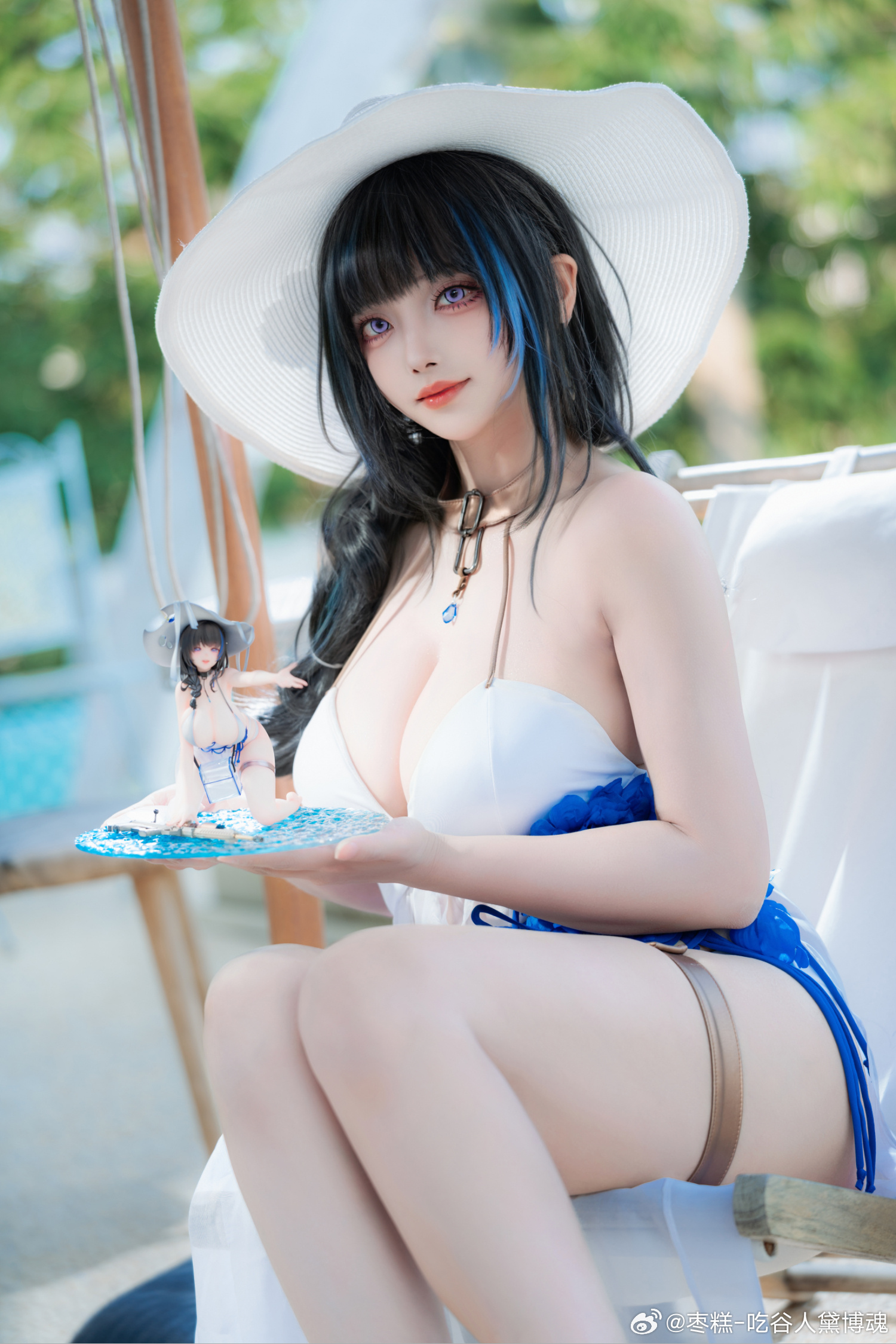 Cosplay｜真的好耀眼啊～无论是阳光，还是指挥官~