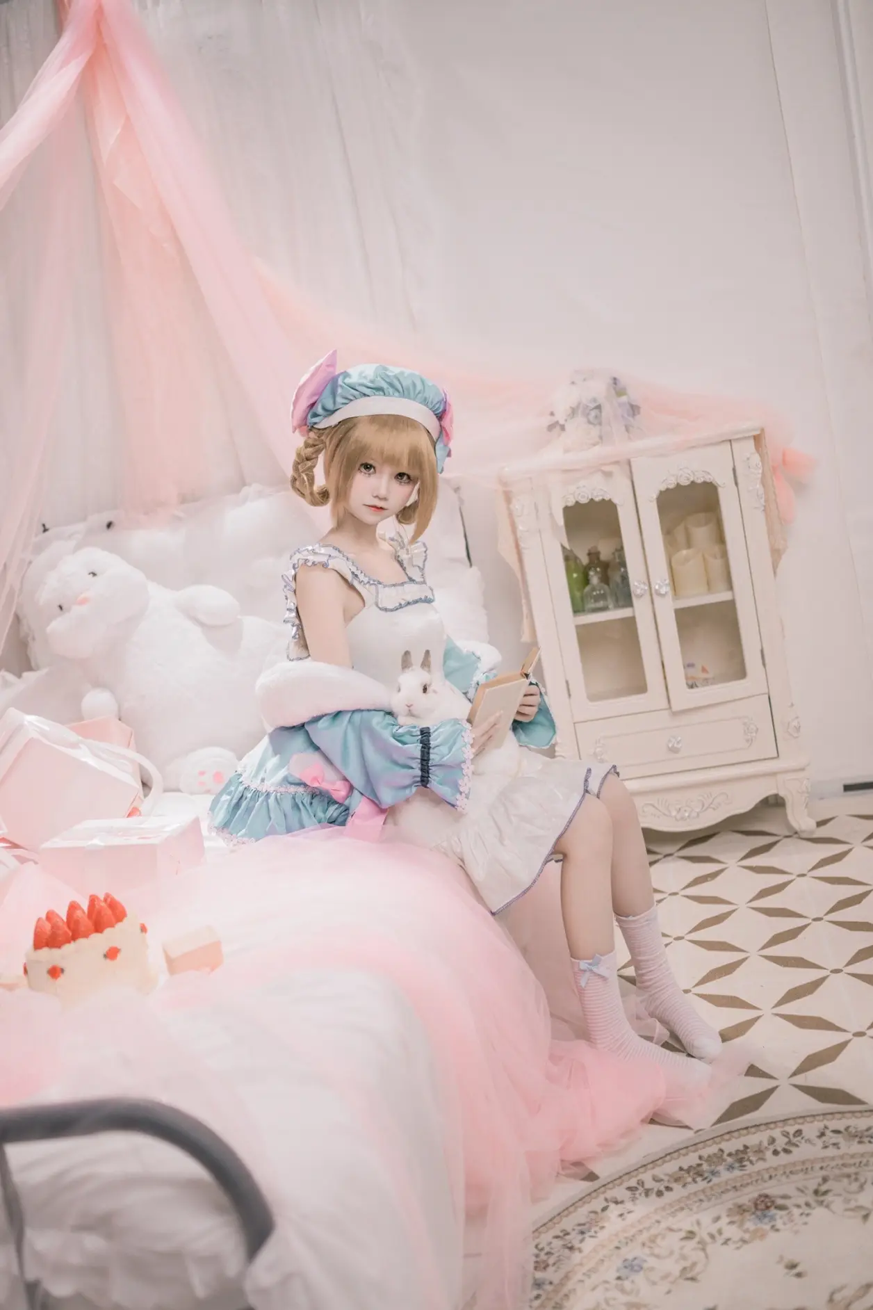 739fb924d642ccab8b86f7ad1b862a003494365334866531.jpg 这种时候就应该用美食和美酒犒劳心灵!