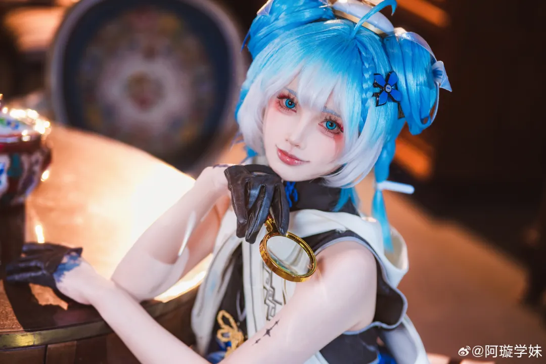 COSPLAY | 浪漫主义者都是暗处迎盛阳的玫瑰