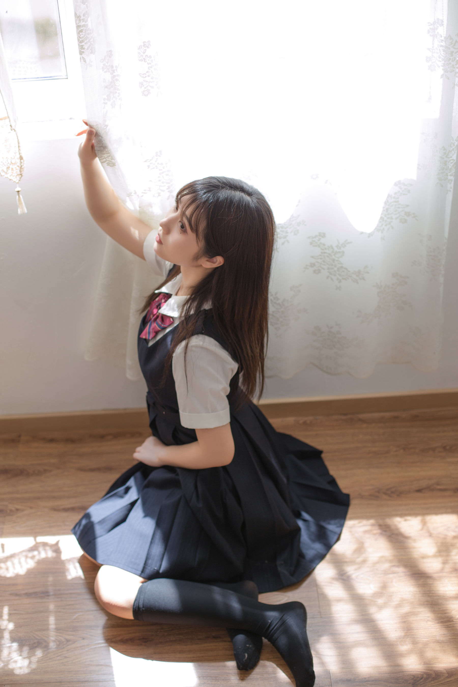 63d7e-22.jpg 有这文静学妹,那你还想着逃课吗