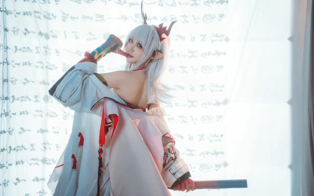 不要被廉价的语言所感动 毕竟说话不需要成本