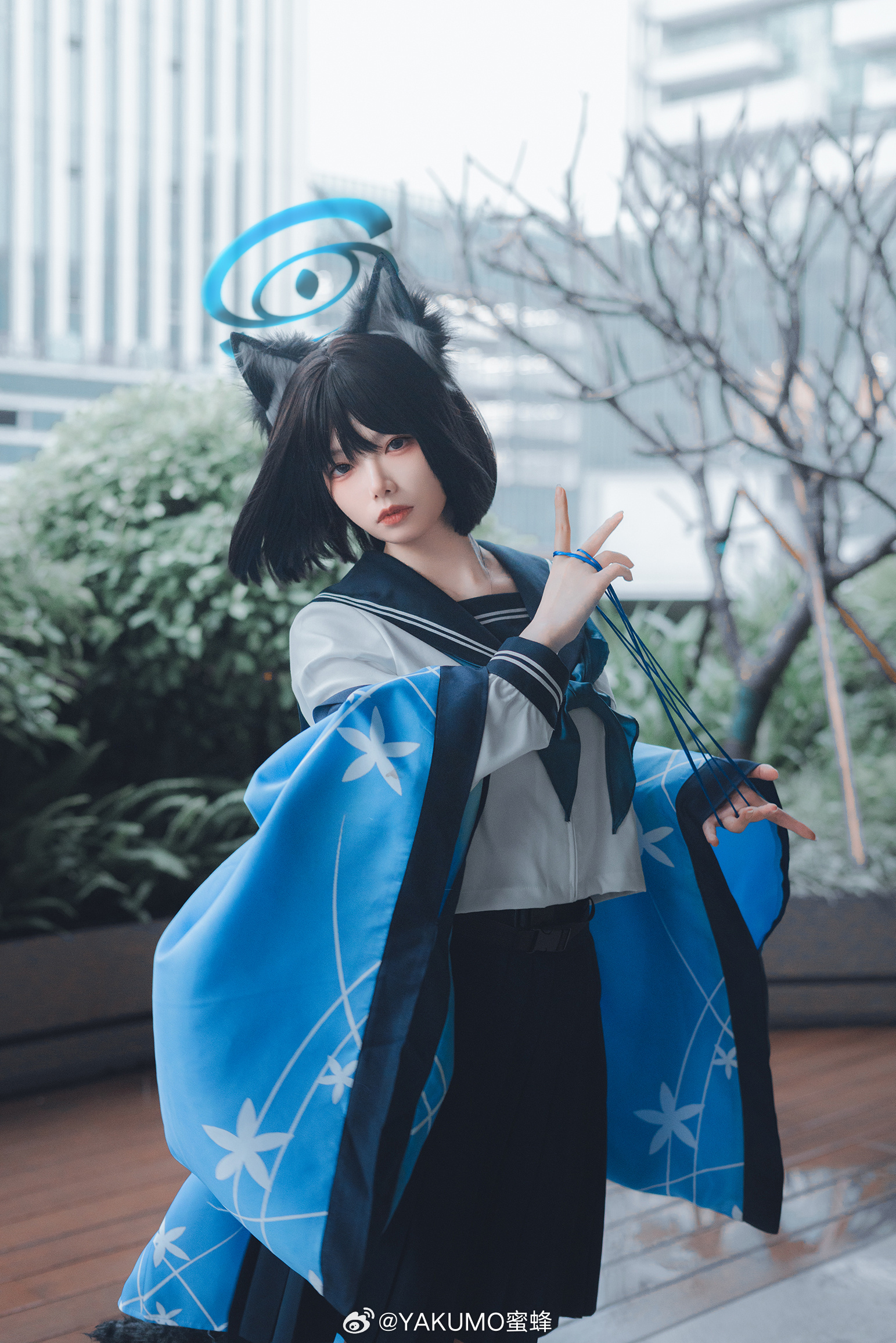 虽然看起来十分冷酷，但实际上是很温柔的一位学生