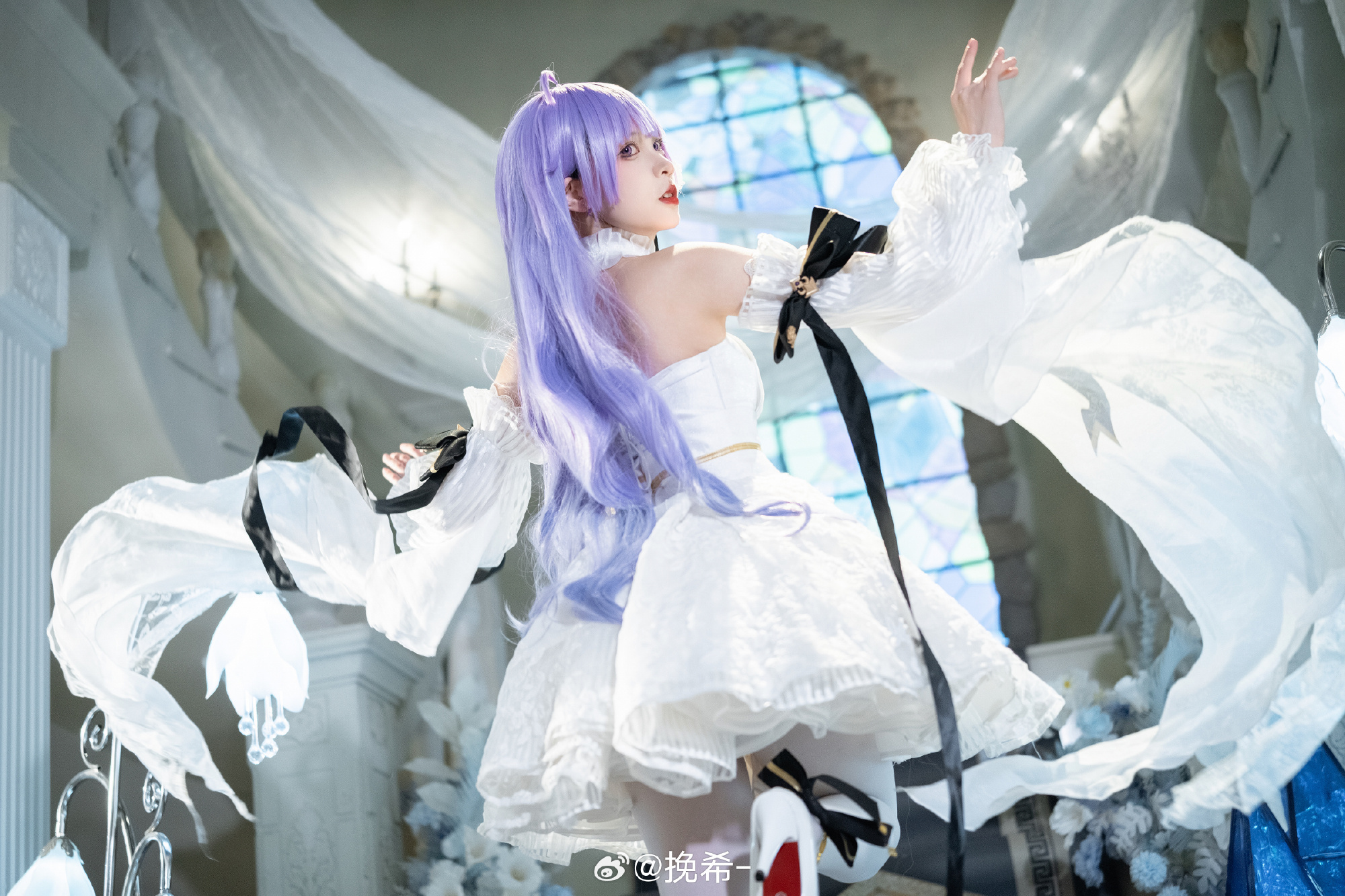 幸得识卿桃花面，从此阡陌多暖春