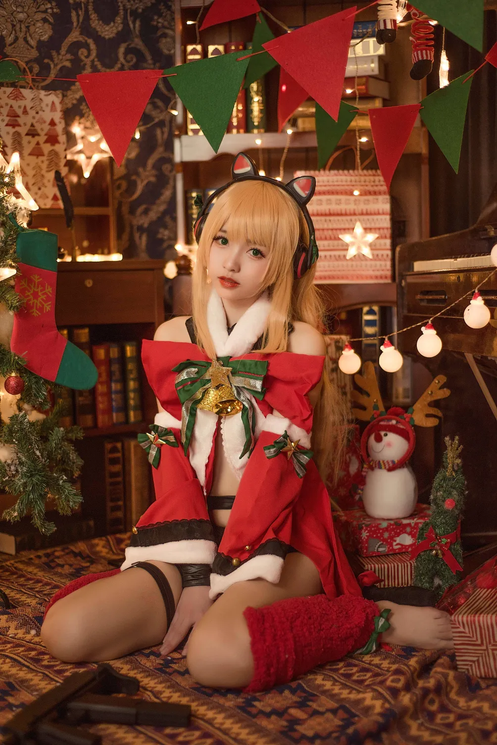 大大卷卷小卷 – 红色双马尾