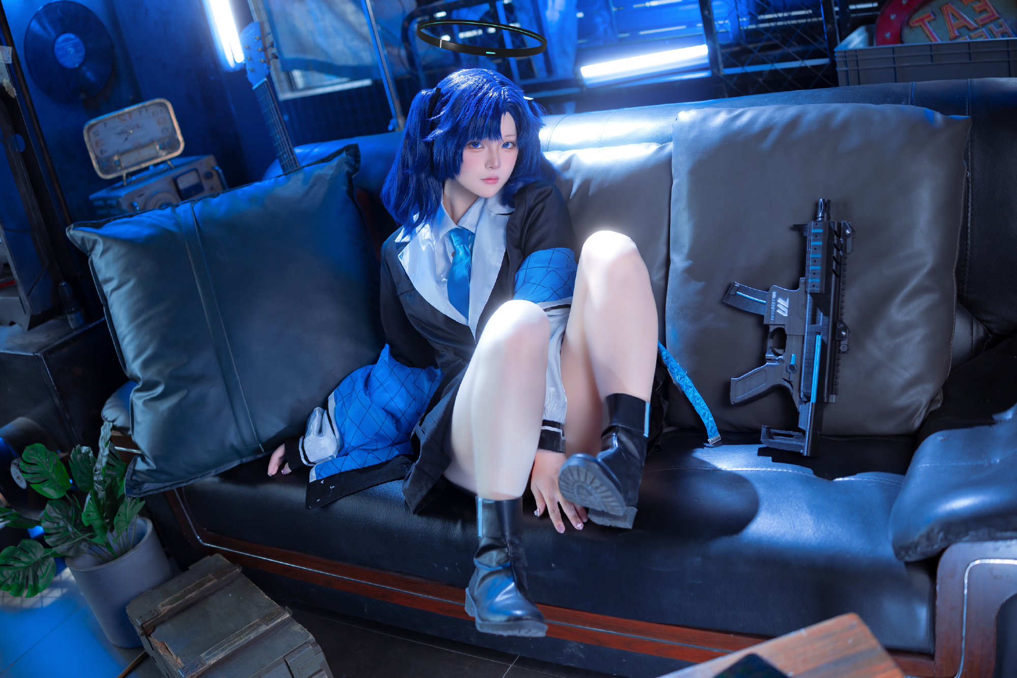 Cosplay | 精打细算 扶眼镜 蔚蓝档案 早濑优香