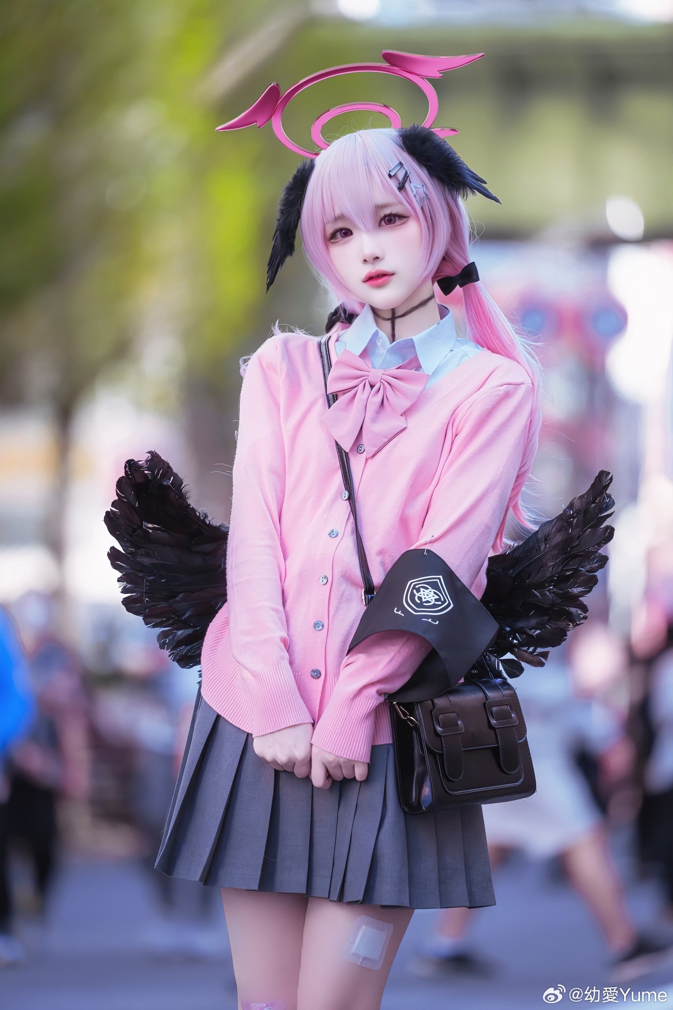 以学生的身份交往是不可以的！