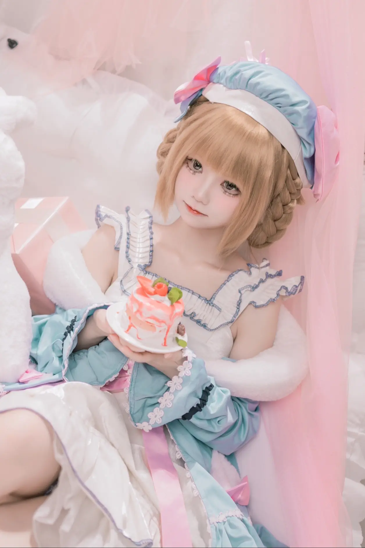 87186c6e5c3677cfd18d1b17cbfff8a13494365334866531.jpg 这种时候就应该用美食和美酒犒劳心灵!