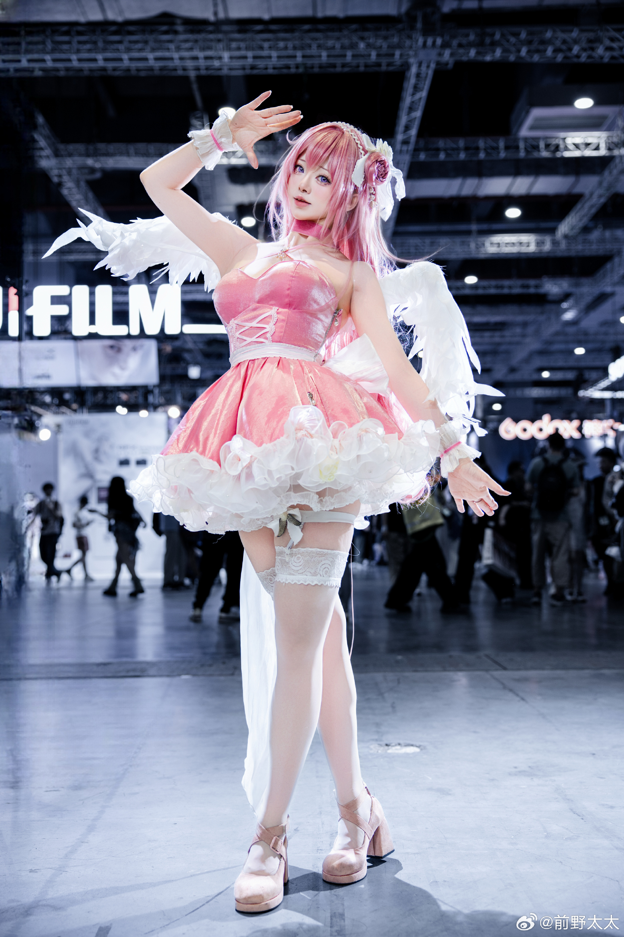 Cosplay｜桃乐丝★黎明派对 Nikke:胜利女神@前野太太