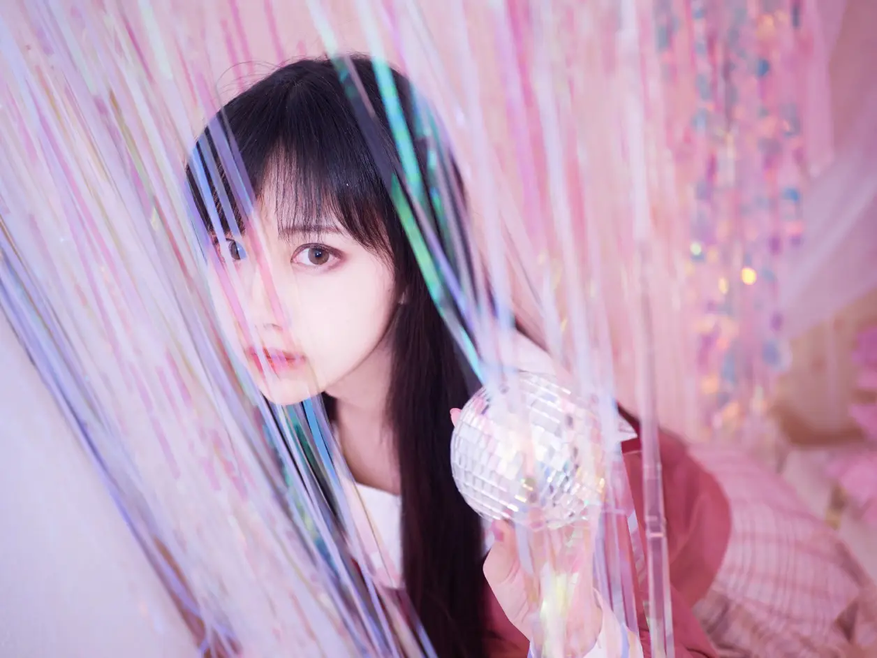 在时光的长河中，总有一些情感如静水深流