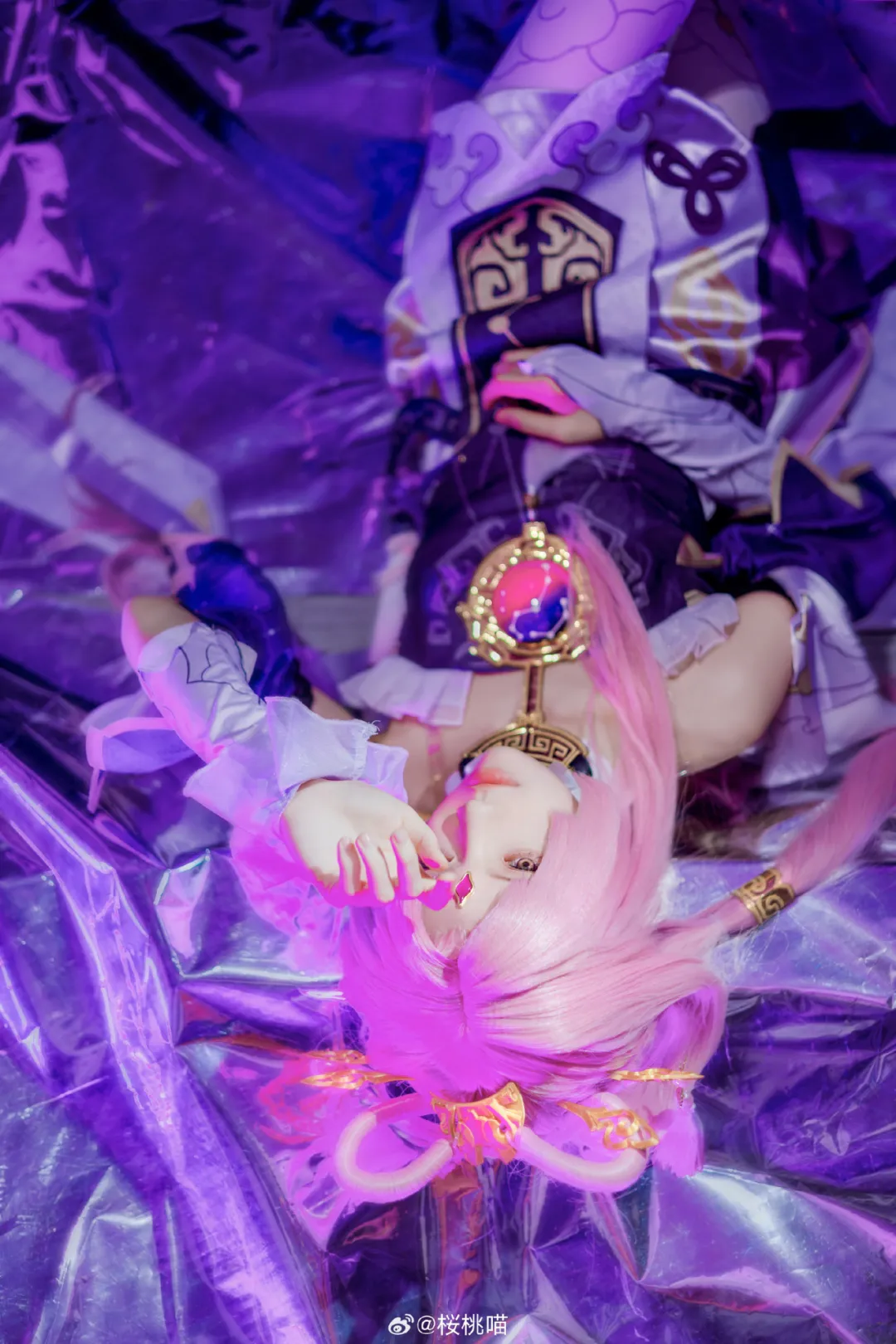 要么把世界变得好一点，要么把世界变得坏一点