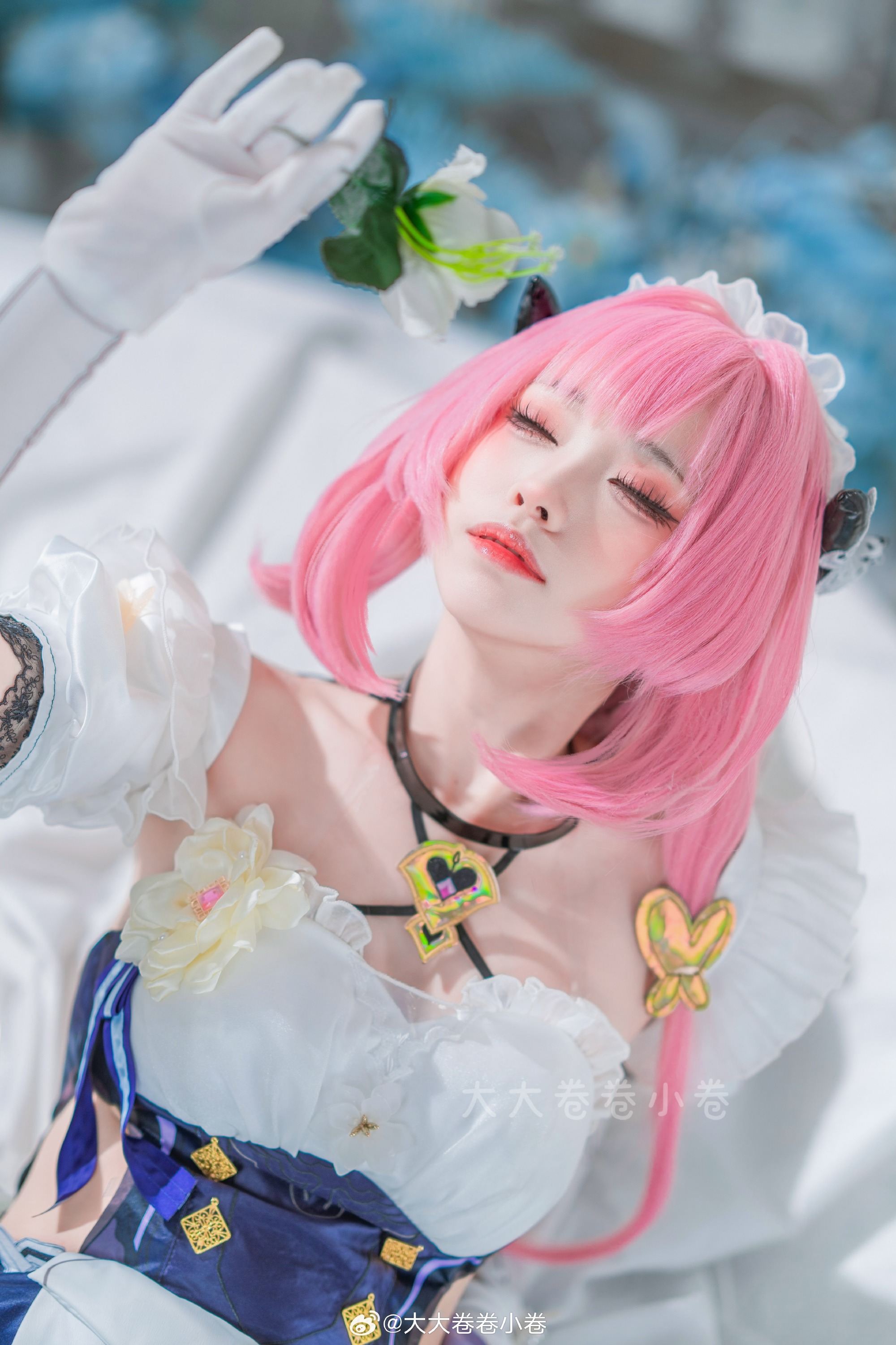 Cosplay | 嗨想我了嘛！宇宙第一美少女爱莉希雅来了哦❤️～