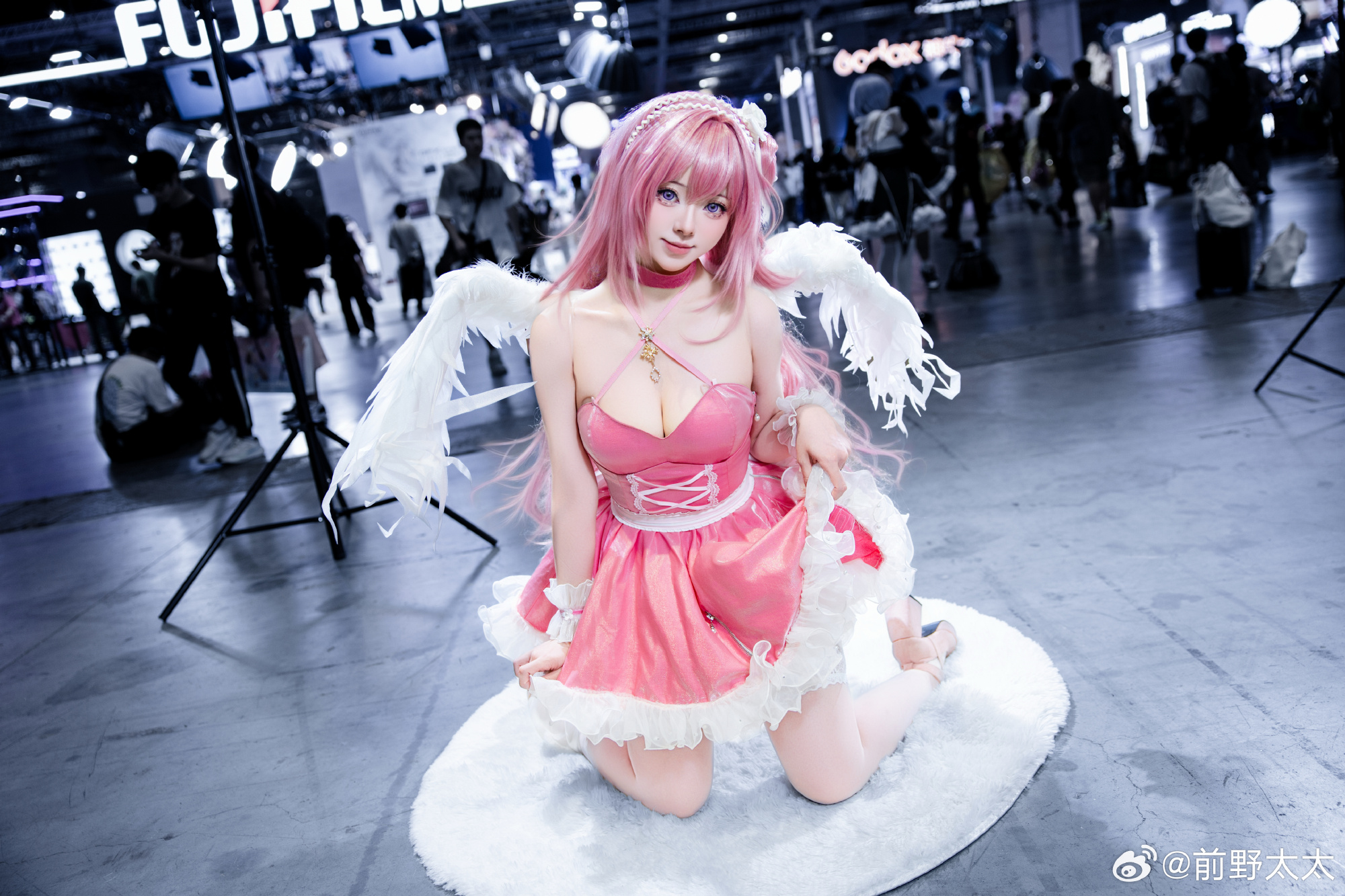 Cosplay｜桃乐丝★黎明派对 Nikke:胜利女神@前野太太