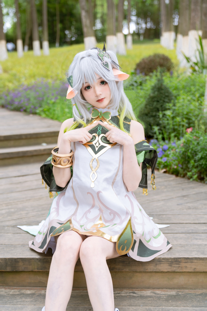 又到了一年一度的生日，发套小草神~