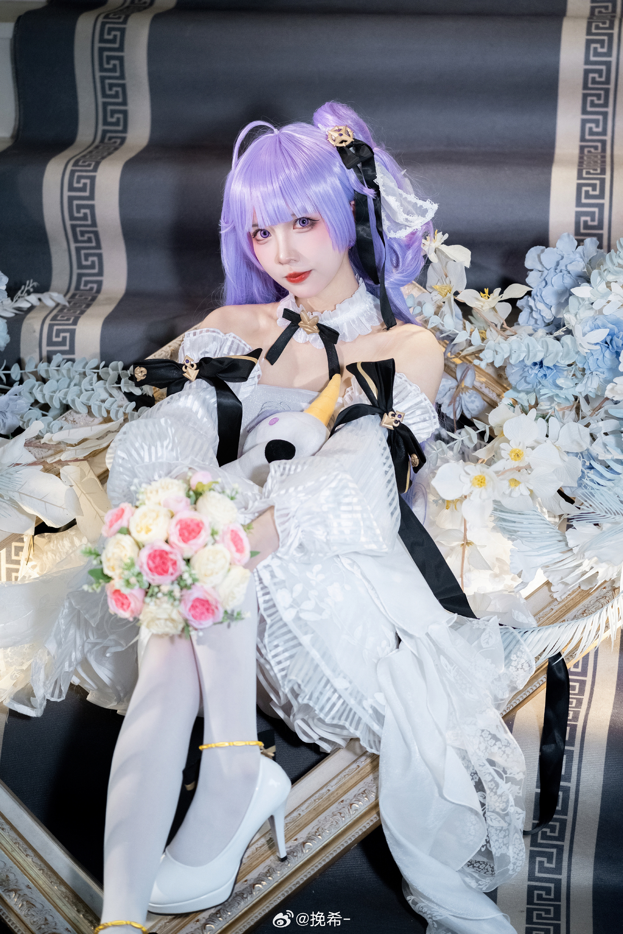 幸得识卿桃花面，从此阡陌多暖春