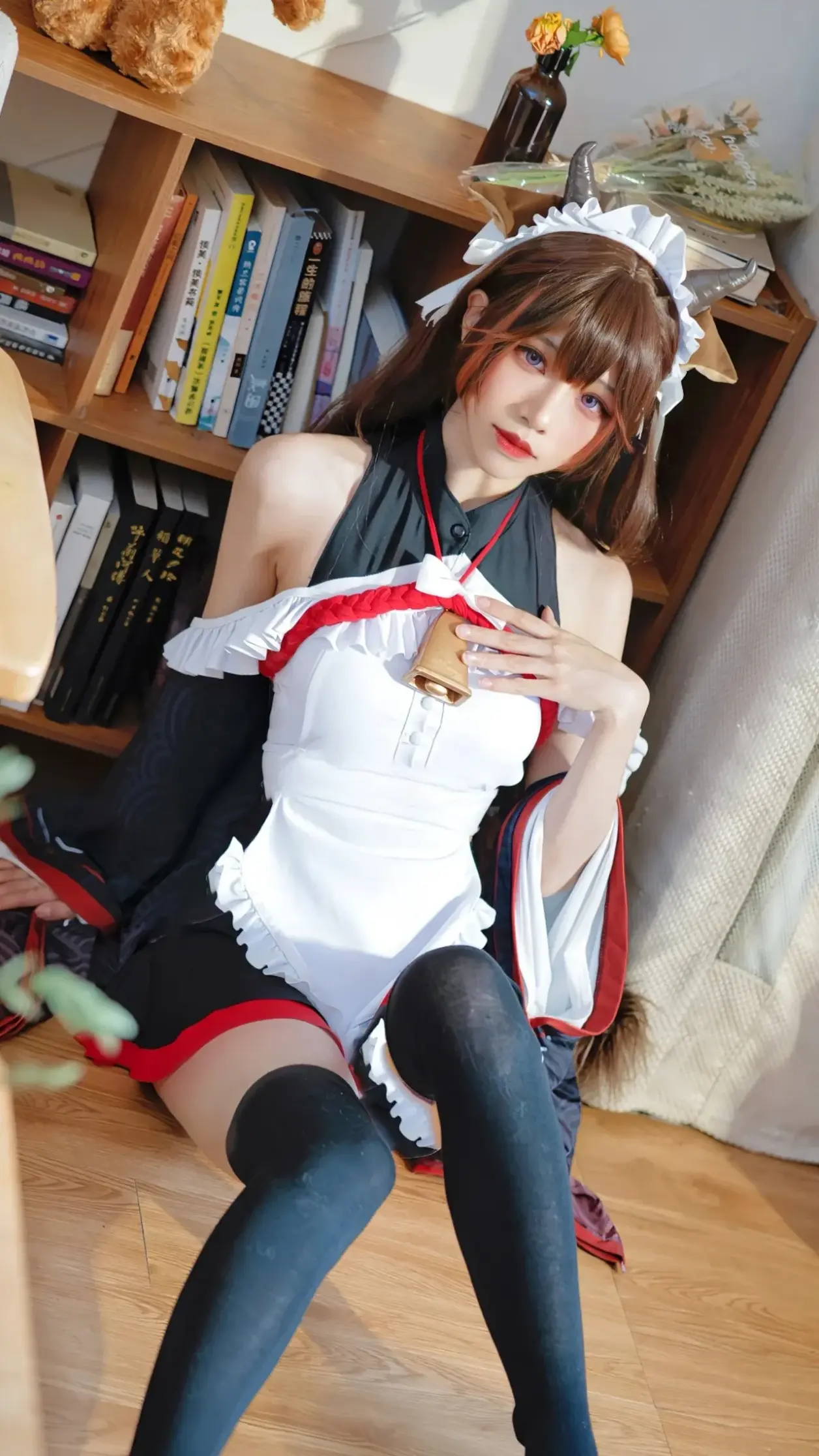 你的黑丝可爱牛牛女仆已送达~