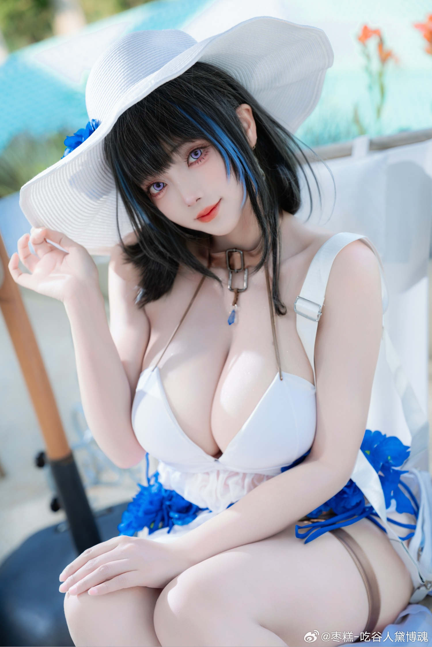 Cosplay｜真的好耀眼啊～无论是阳光，还是指挥官~