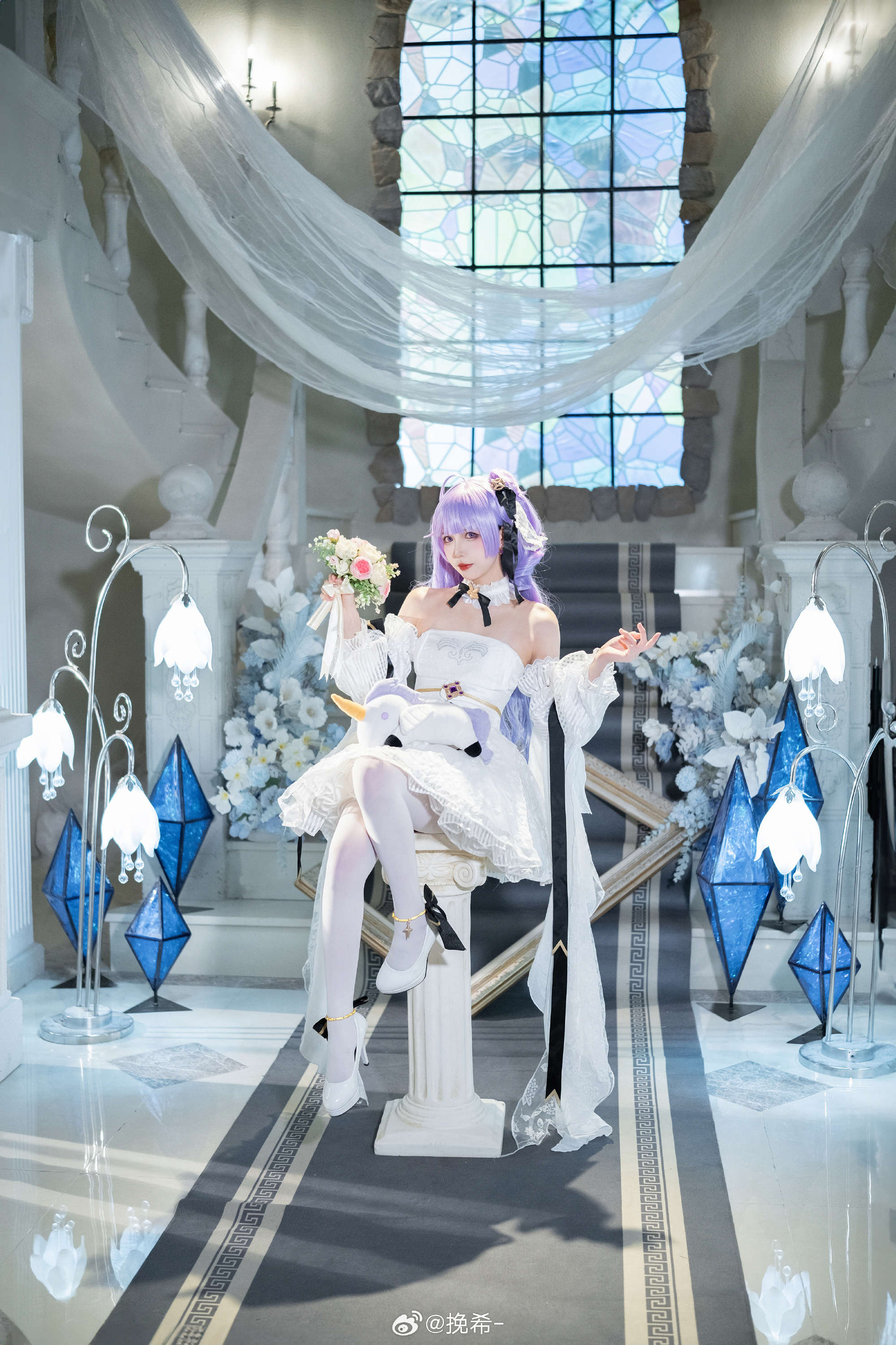 幸得识卿桃花面，从此阡陌多暖春