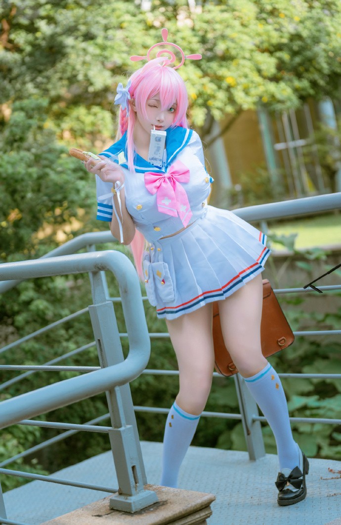 若你觉得灿烂，山无遮，海无拦