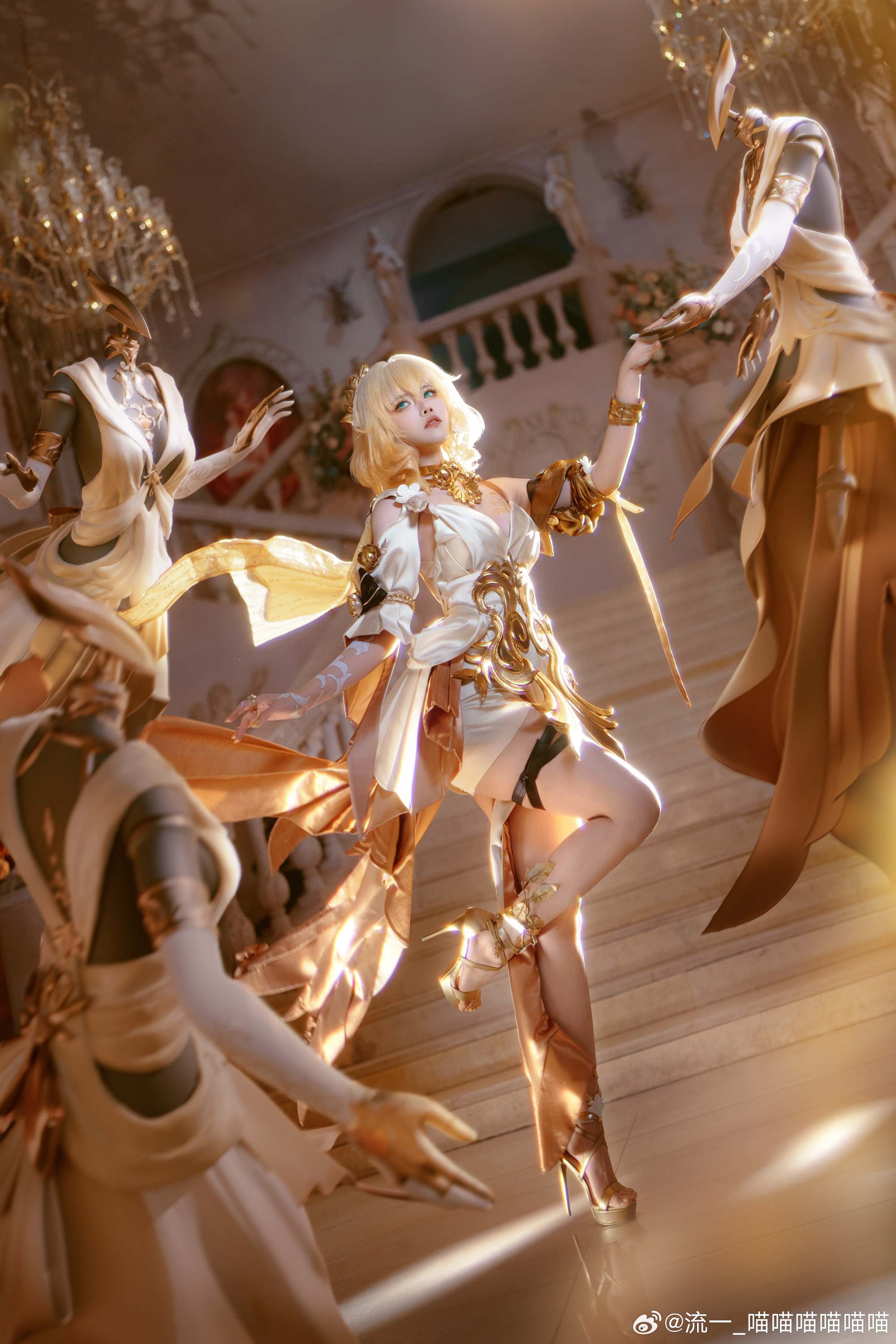 Cosplay | 轻抚圣城的丝网，凝听命运的生息