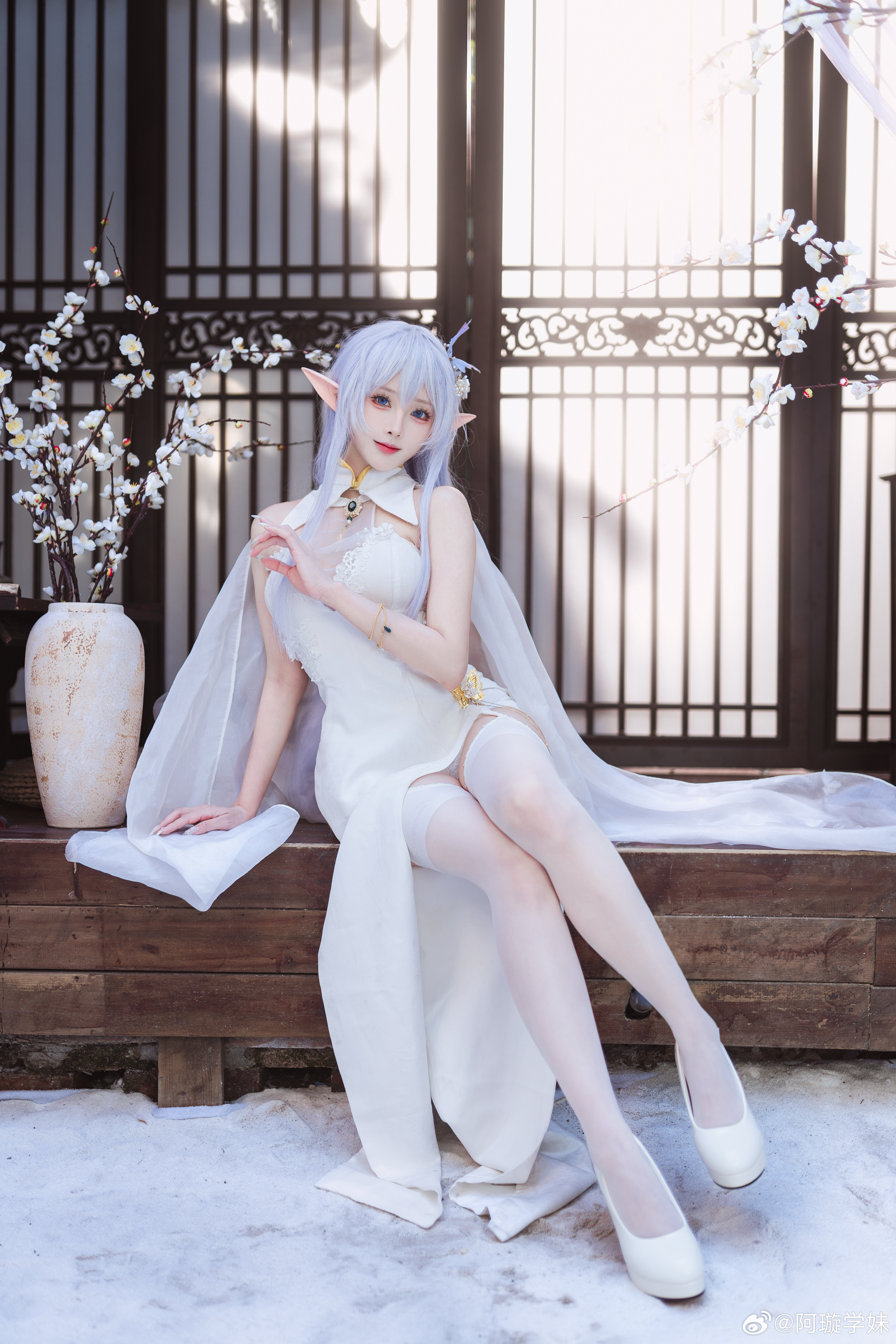 Cosplay | 没想到像这样在阁楼上吹着晚风、闻着淡淡的花香，也很惬意呢