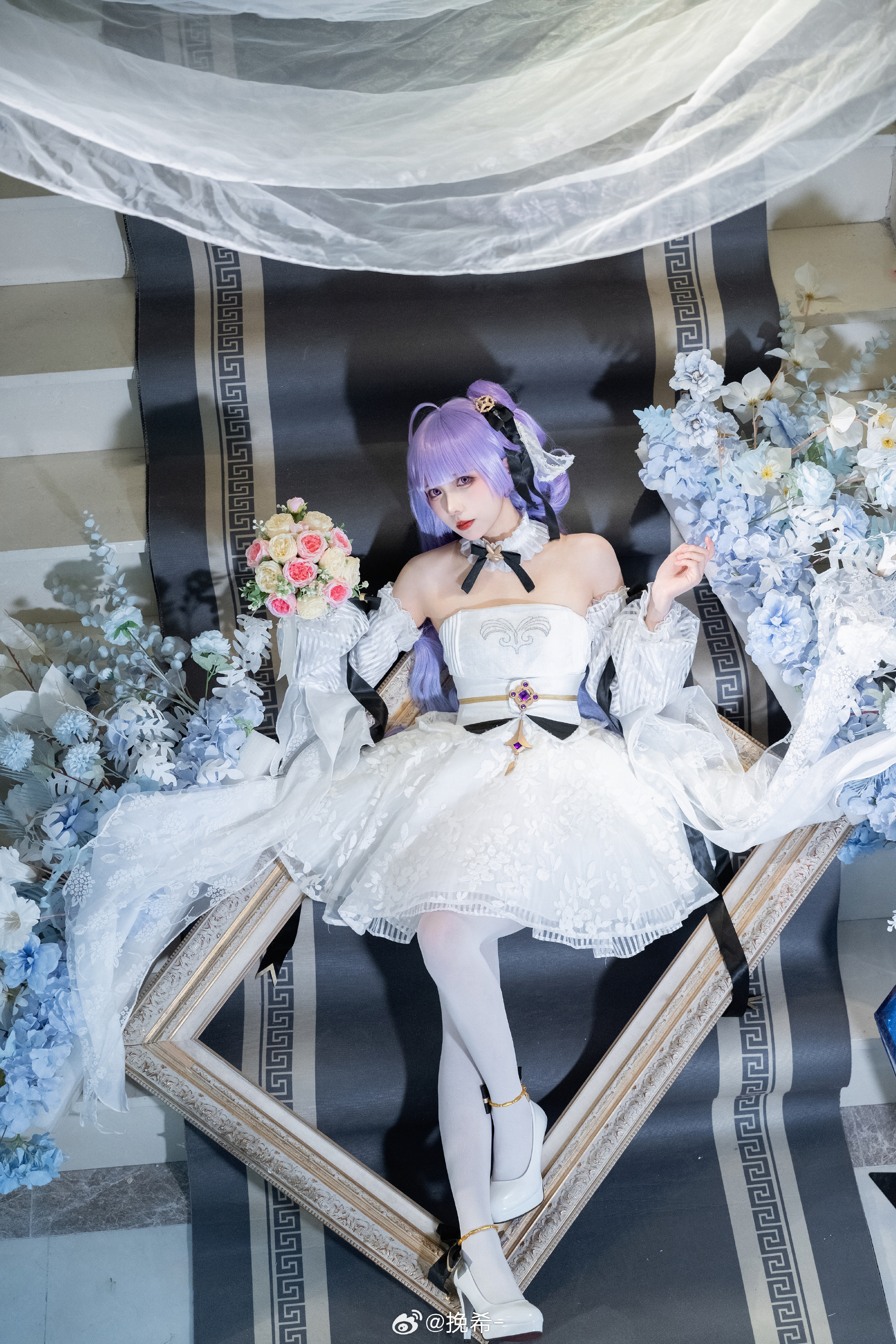 幸得识卿桃花面，从此阡陌多暖春