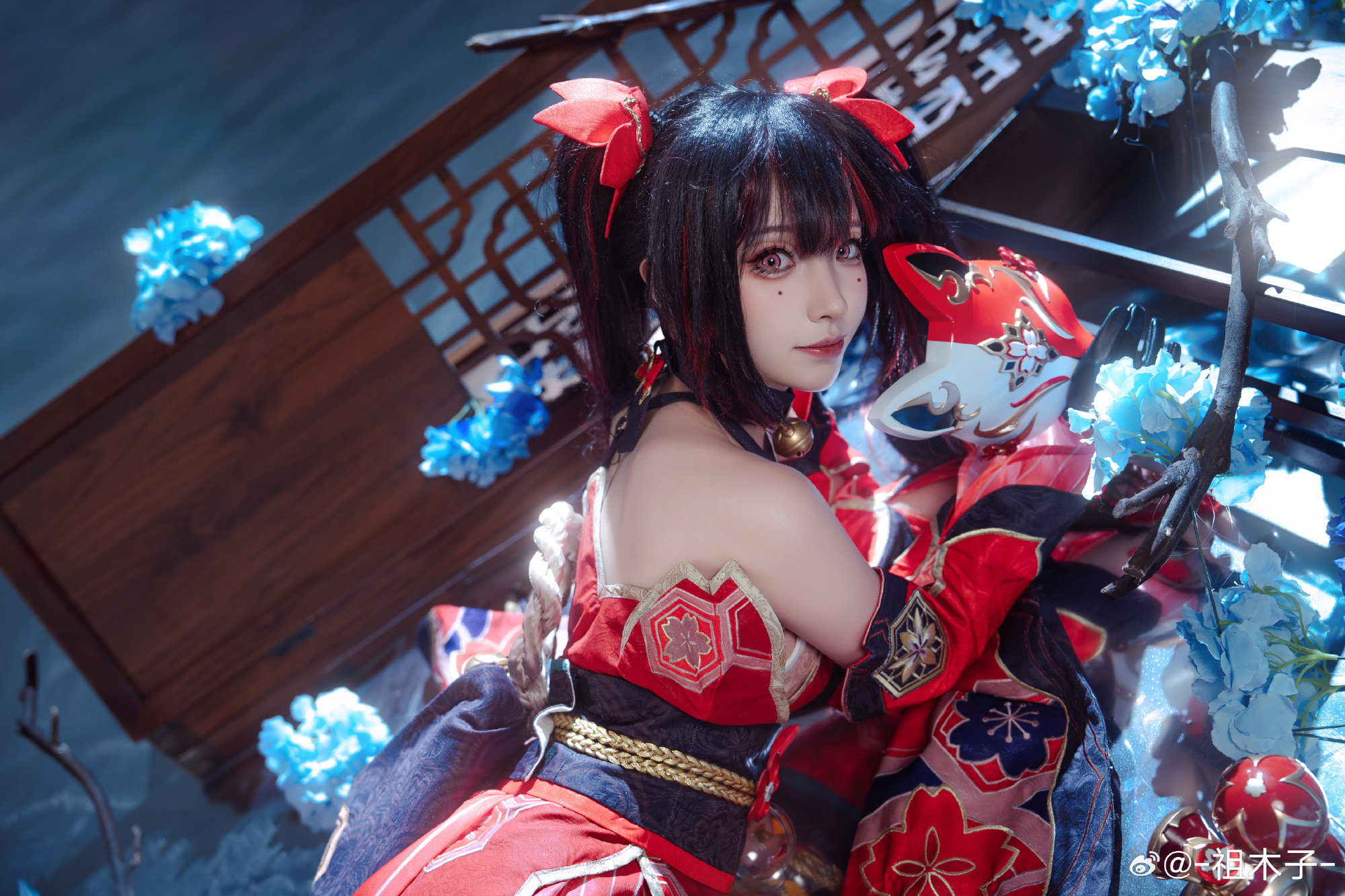 陪我一起把全部都搅乱的话，我就让你成为我的东西吧