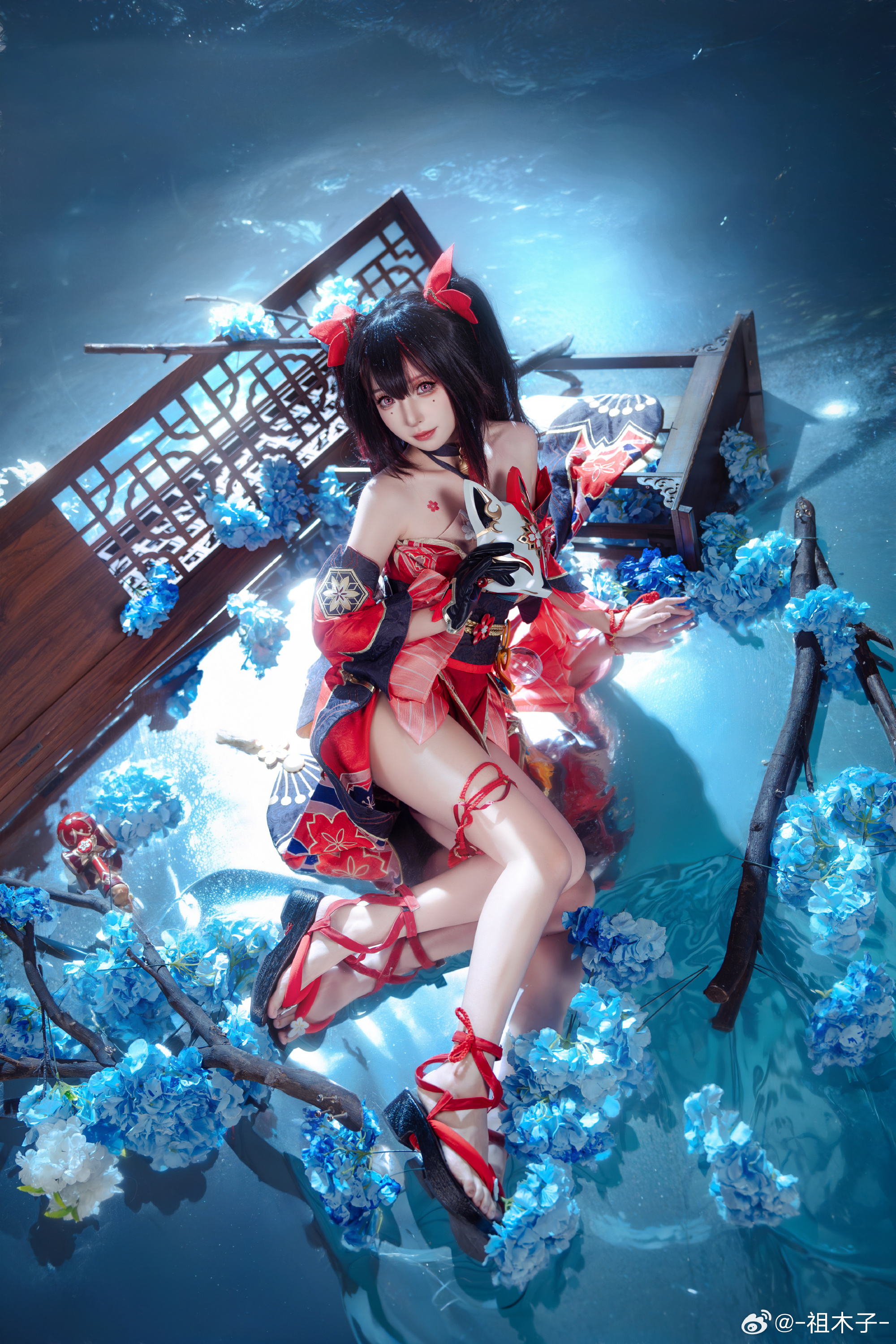 陪我一起把全部都搅乱的话，我就让你成为我的东西吧