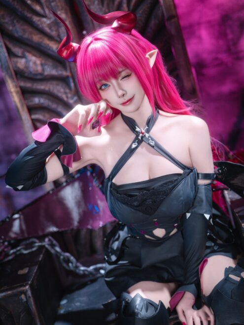 Cosplay｜碧蓝航线 梅克伦堡@Momoko葵葵